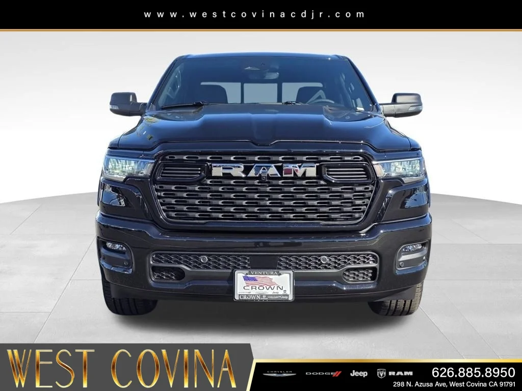 New 2026 Diamond Black Crystal Pearl-Coat Exterior Paint RAM Big Horn/Lone Star image 2