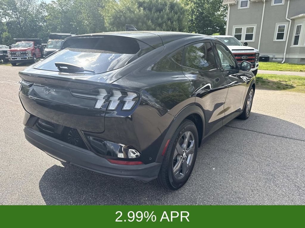 Used 2023 Black Ford Select image 7