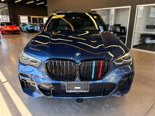 Used 2022 Phytonic Blue Metallic BMW M50i image 2