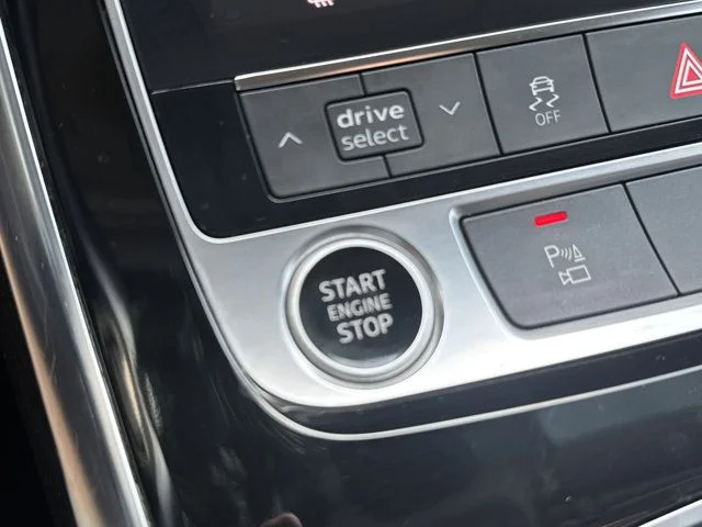 Used 2022  Audi 55 Premium Plus image 35