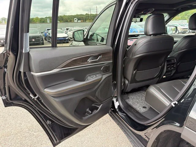 New 2026 Black Jeep  image 10