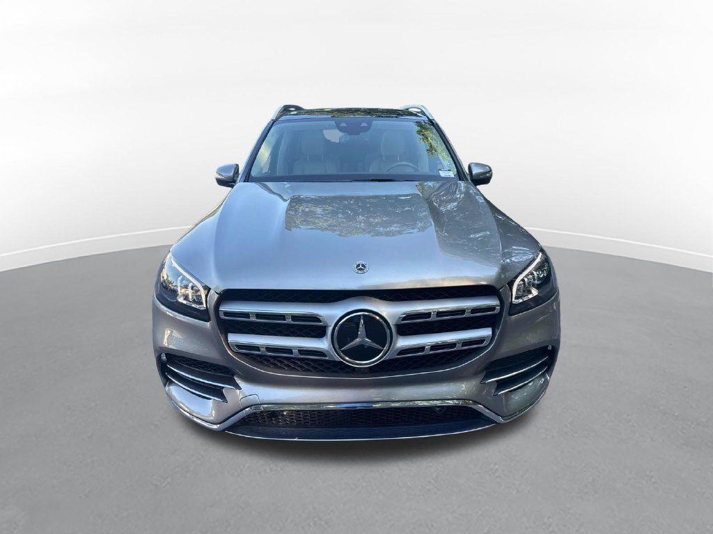 Used 2023  Mercedes-Benz GLS 450 image 3