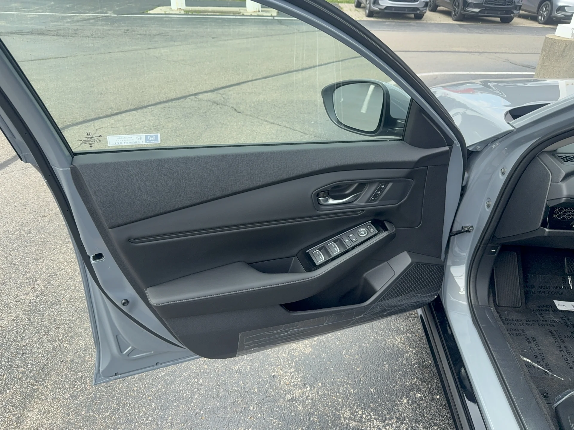 New 2026 Urban Gray Pearl Honda Touring image 12