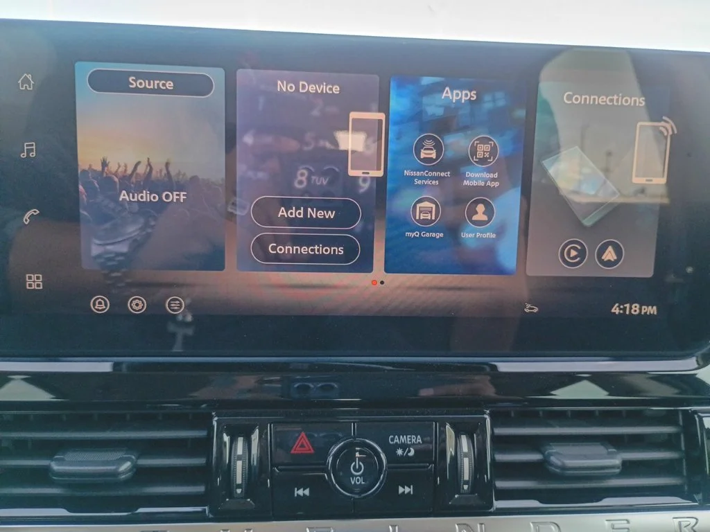 2026 Nissan Pathfinder SV - Photo 14