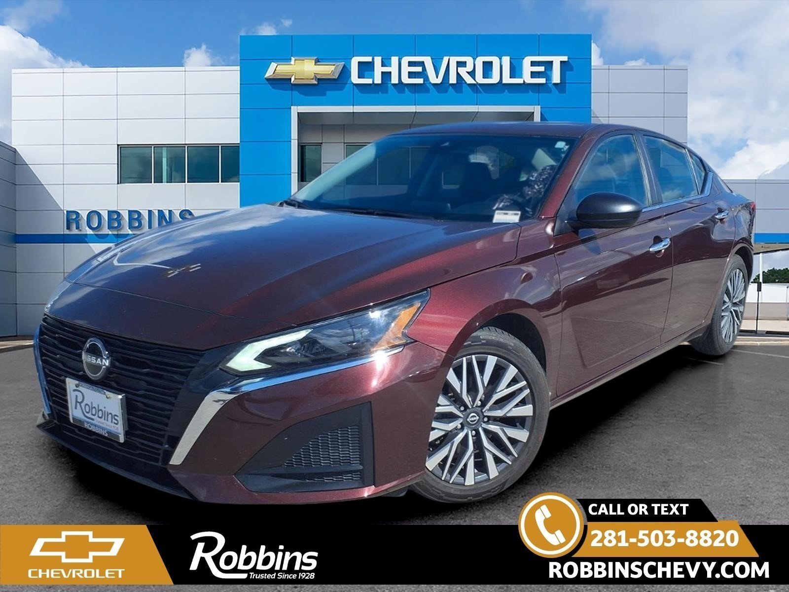 Garnet Pearl Metallic 2024 Nissan Altima Sedan Front-Wheel Drive