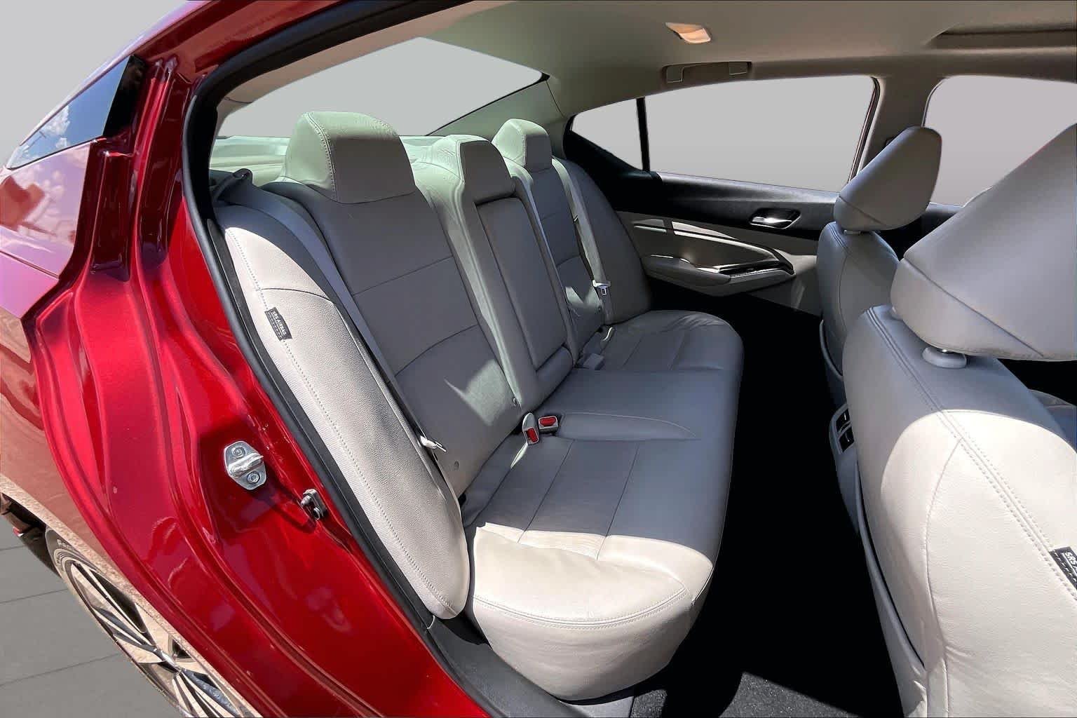 Used 2022 Scarlet Ember Nissan 2.5 SL image 20