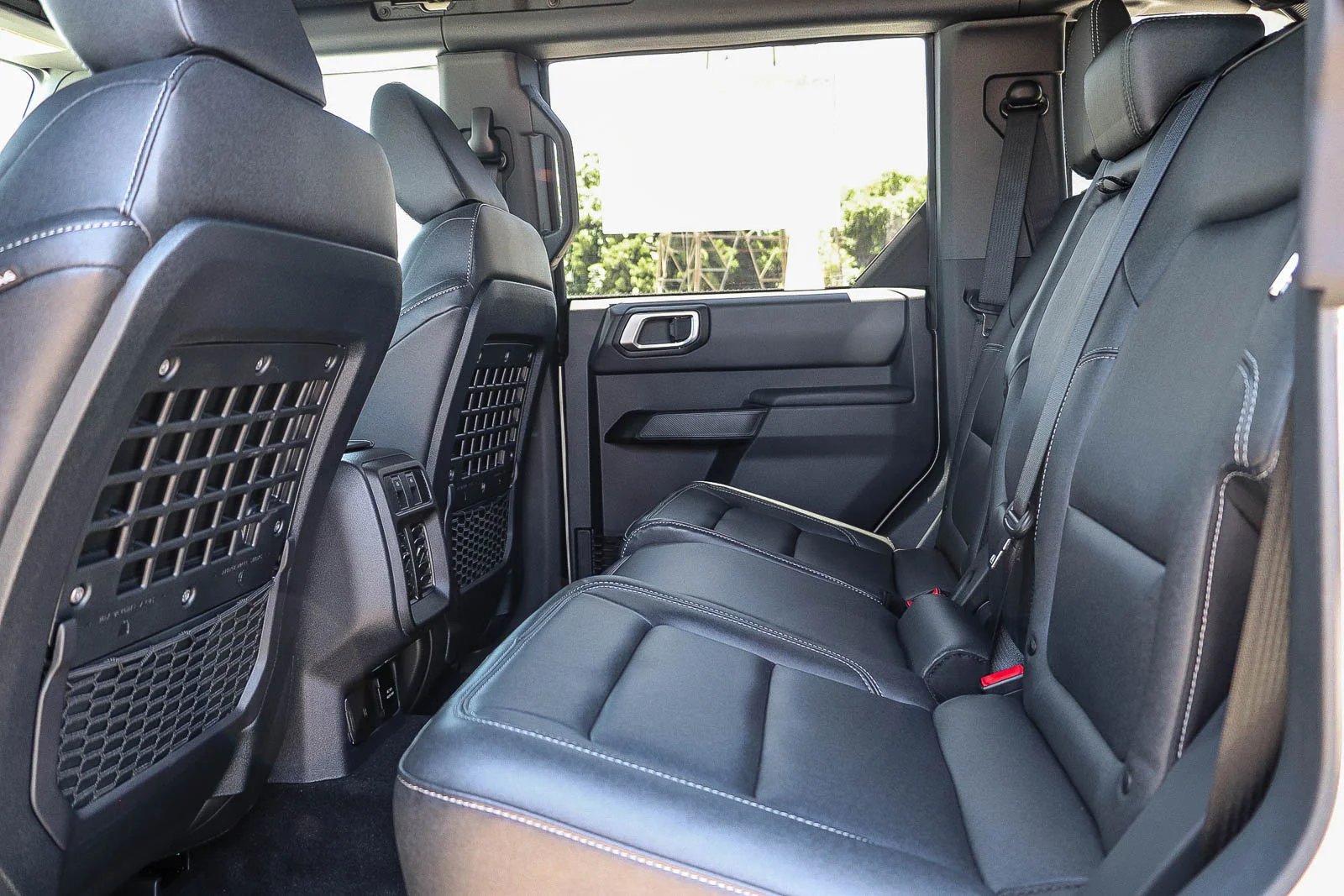 New 2026 Desert Sand Ford Big Bend® image 22