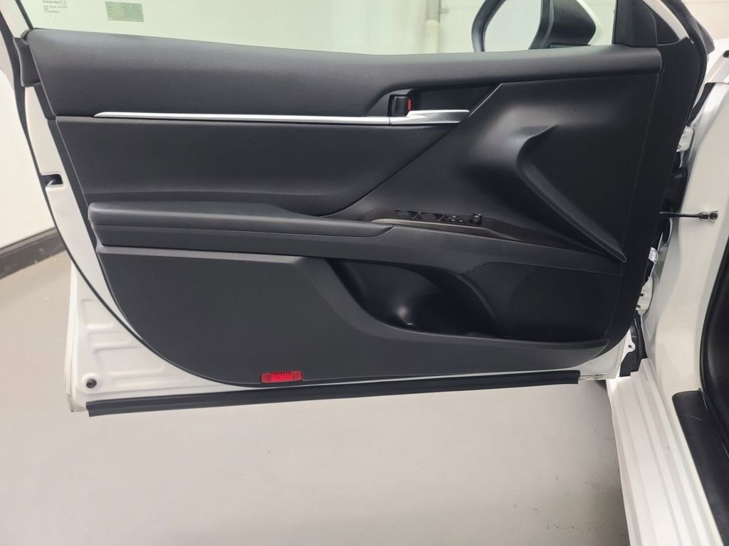 2024 Toyota Camry SE - Photo 22