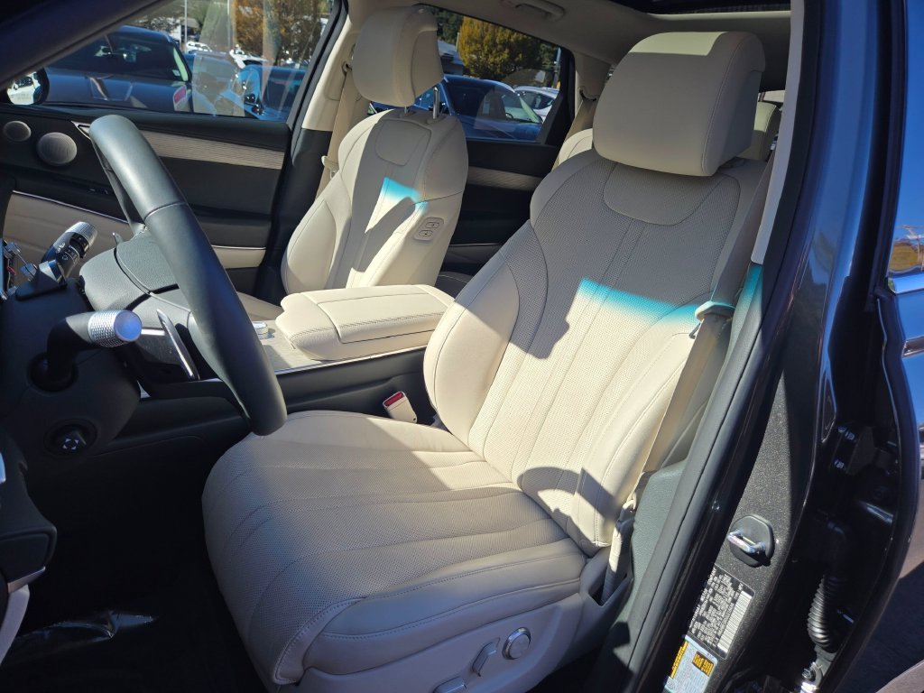 Certified Used 2025 Gray Genesis 2.5T Advanced image 22