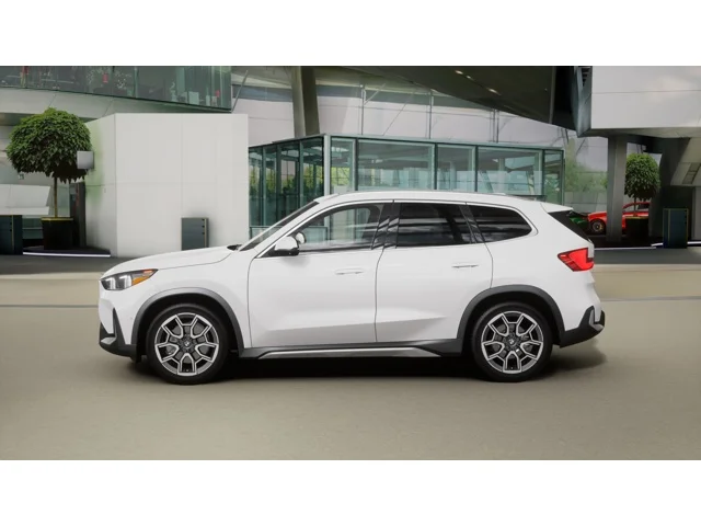 New 2027 Alpine White BMW xDrive28i image 4