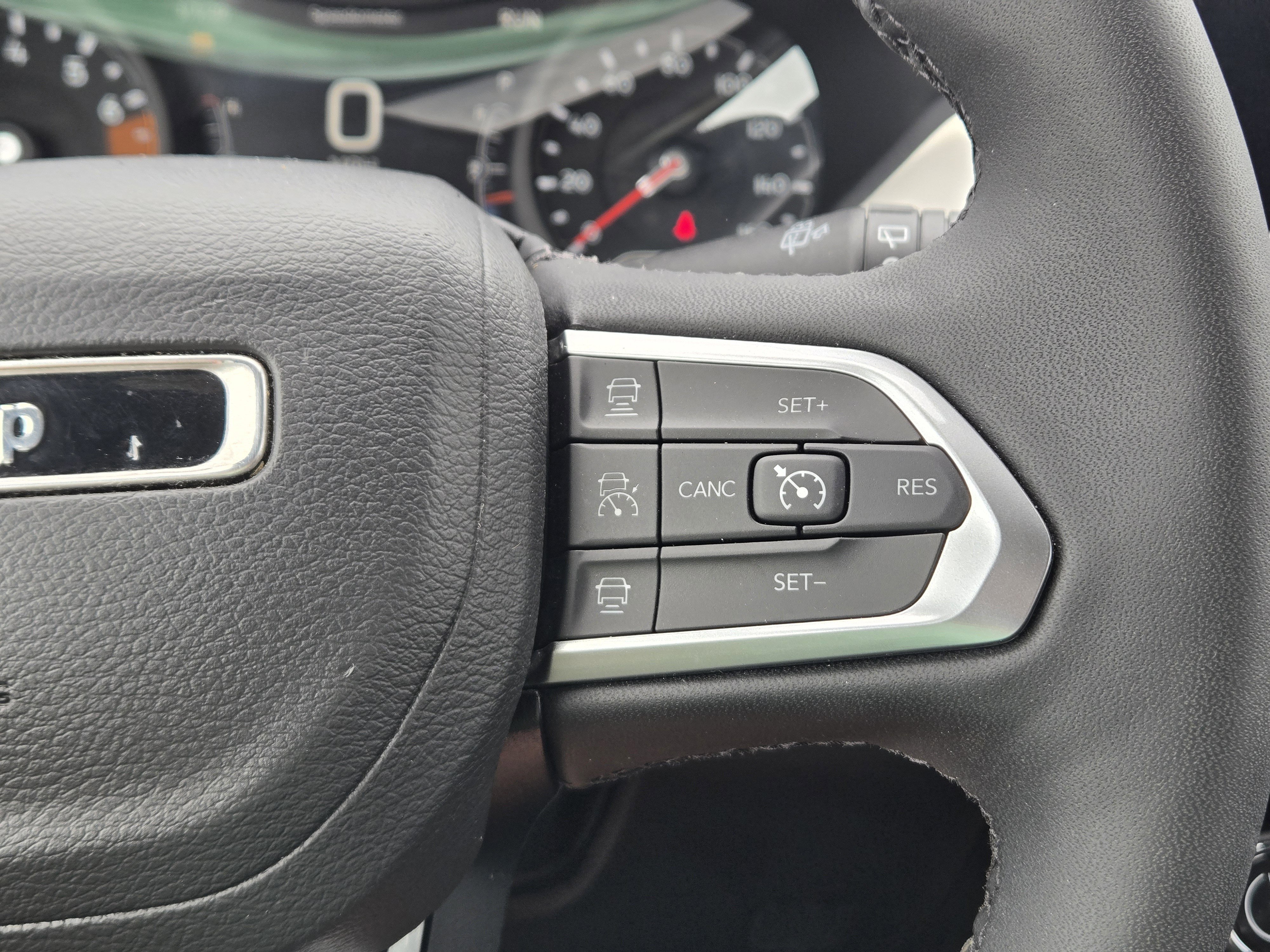 2025 Jeep Compass Limited - Photo 22
