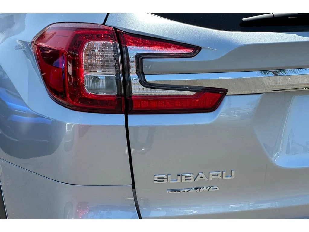 New 2026 ICE SILVER METALLIC Subaru Limited 7-Passenger image 25