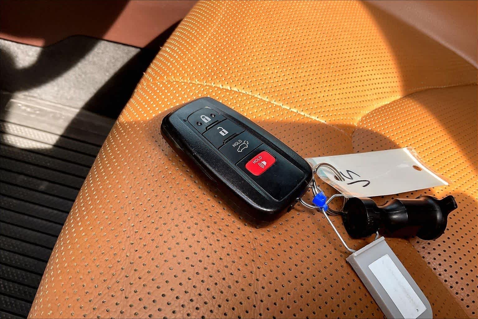 Used 2021 Opulent Amber Toyota Hybrid Platinum image 15