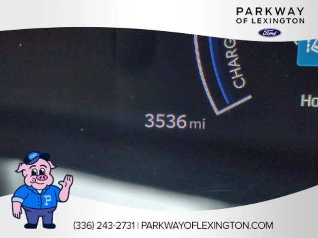 Used 2025 White Toyota SE image 19