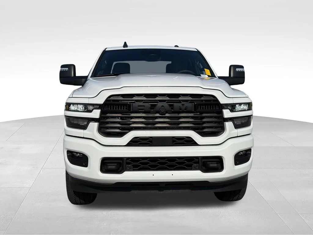 Used 2025 White Ram Big Horn image 25