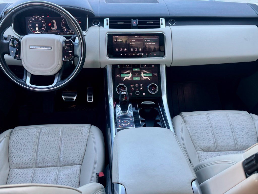 Used 2018 Fuji White Land Rover Autobiography image 6