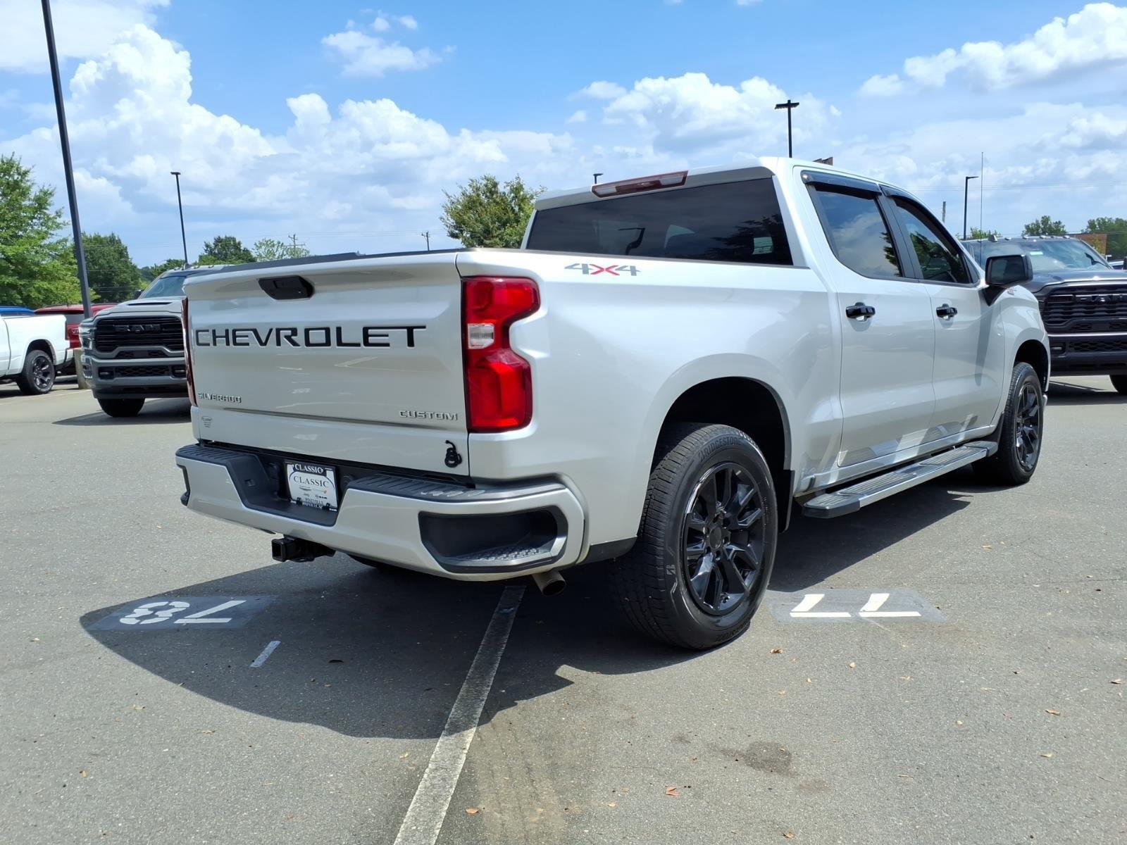Used 2021 Silver Ice Metallic Chevrolet Custom image 2