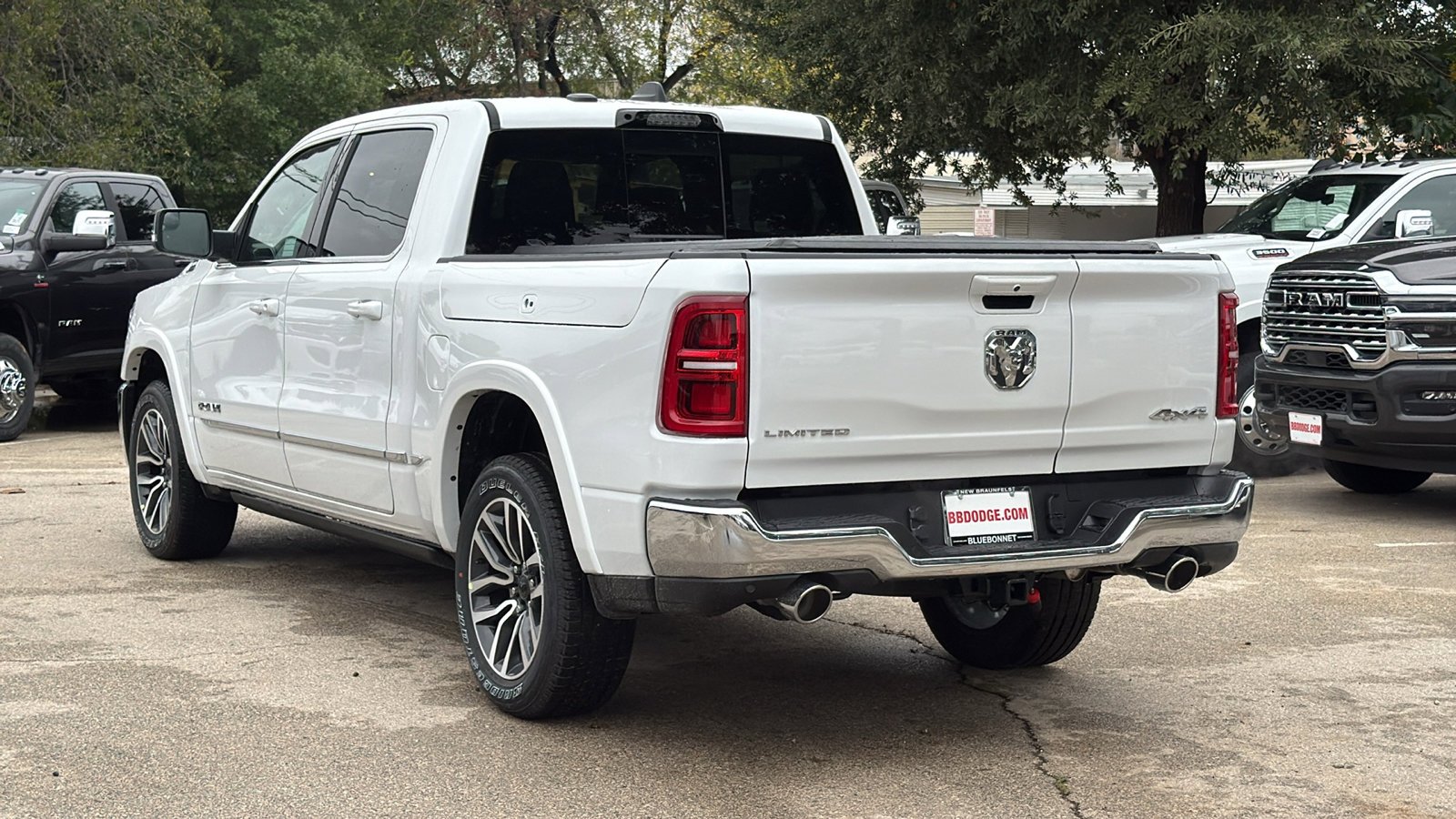 New 2026 Ivory White Tri-Coat Pearl-Coat Exterior Paint RAM Limited image 3