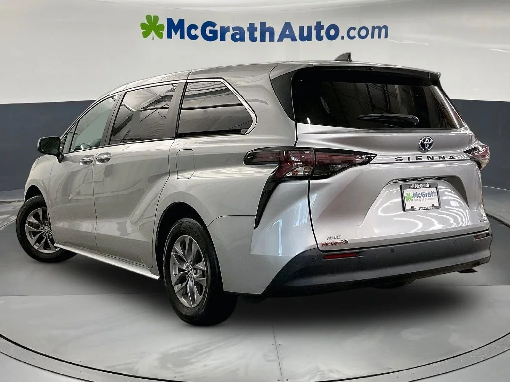 Used 2023 Silver Toyota XLE image 3