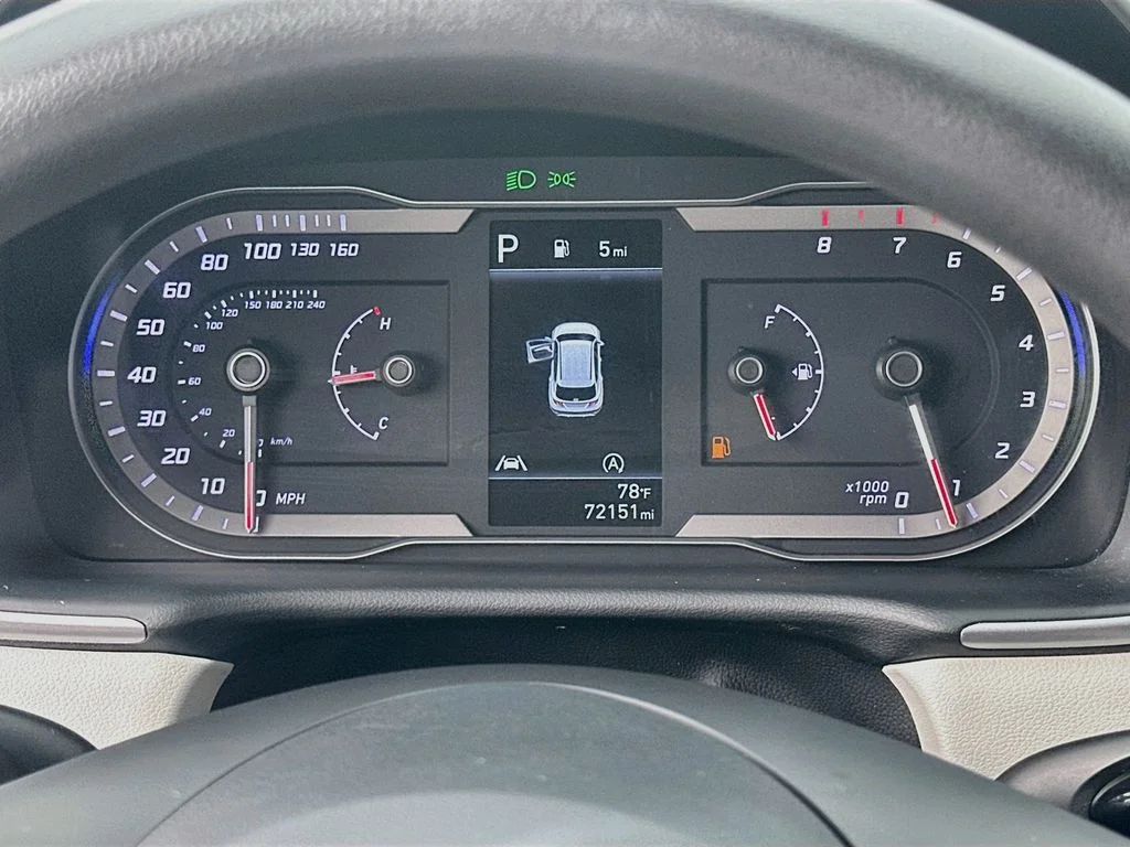 Used 2022 Gray Hyundai SEL image 12