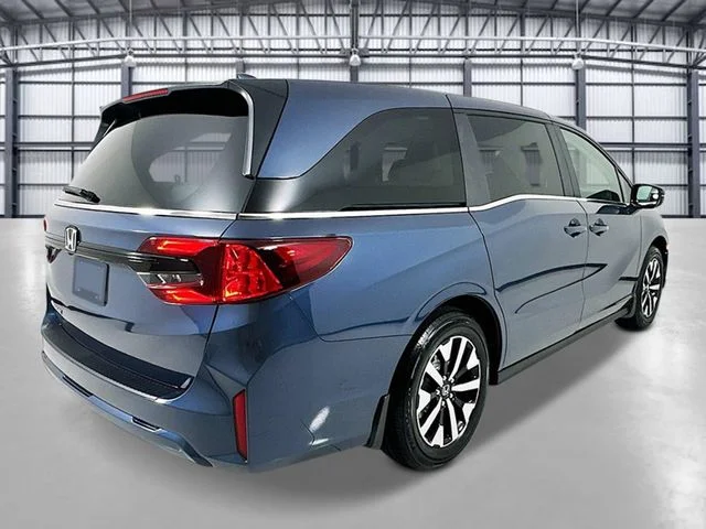 New 2027 Smoke Blue Pearl Honda EX-L image 5