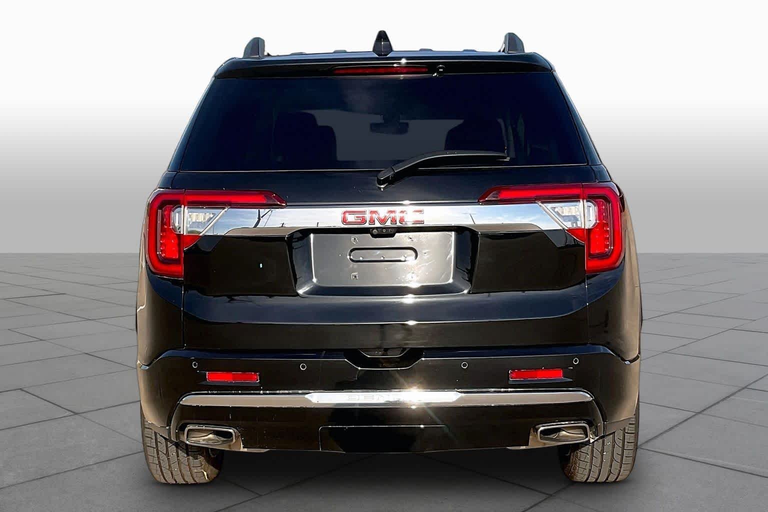 Used 2023 Ebony Twilight Metallic GMC Denali image 4