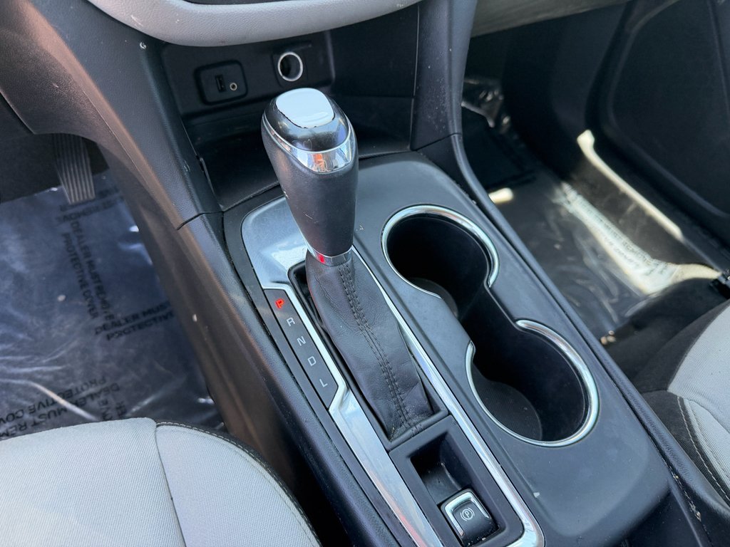 Used 2018 Iridescent Pearl Tricoat Chevrolet LT image 20
