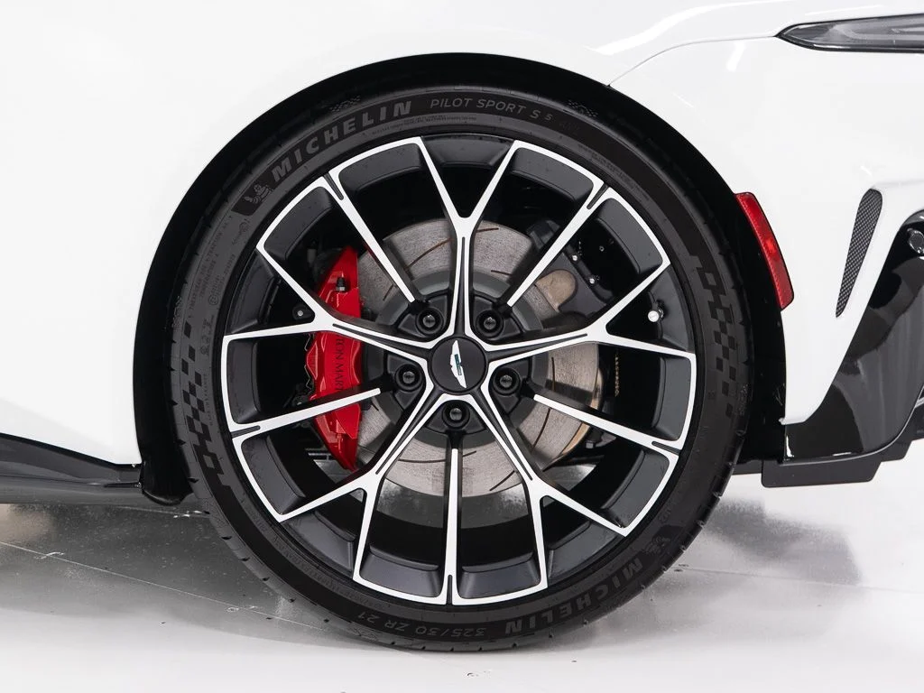 New 2026 Lunar White Aston Martin S Roadster image 42