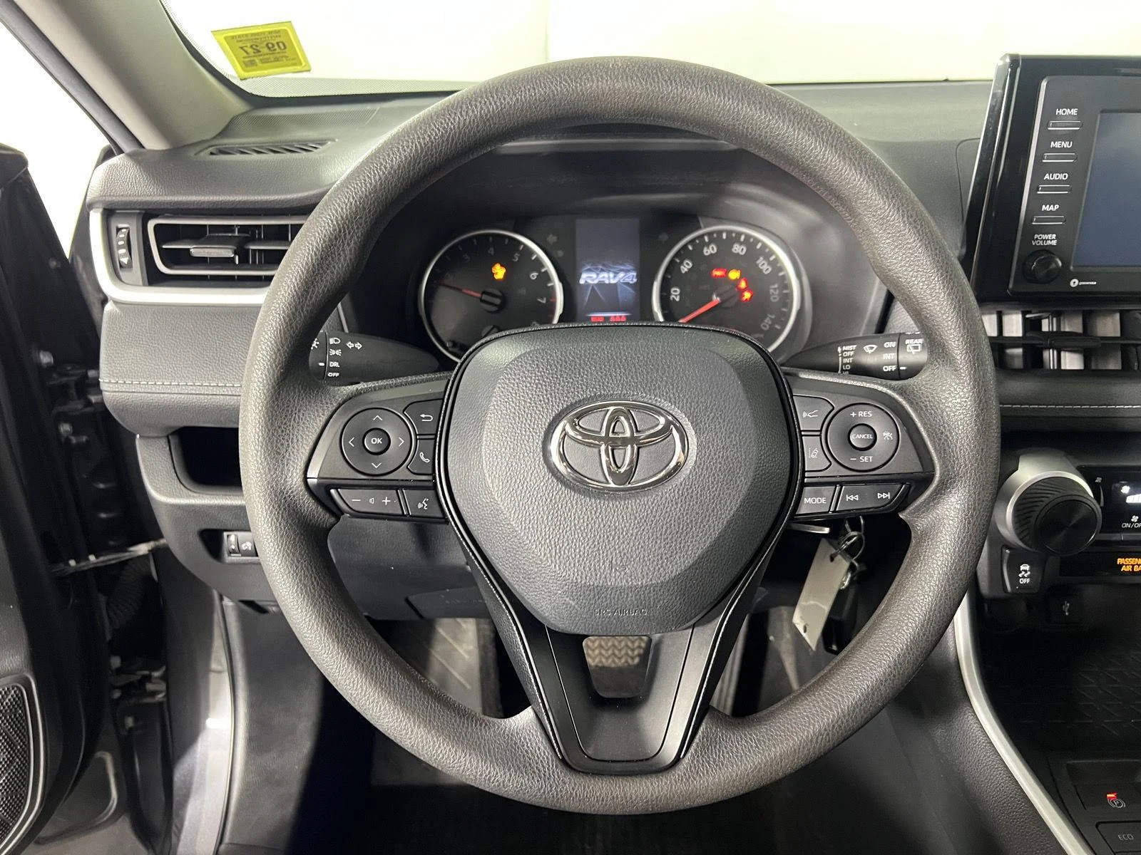 Used 2022 Magnetic Gray Metallic Toyota LE image 9