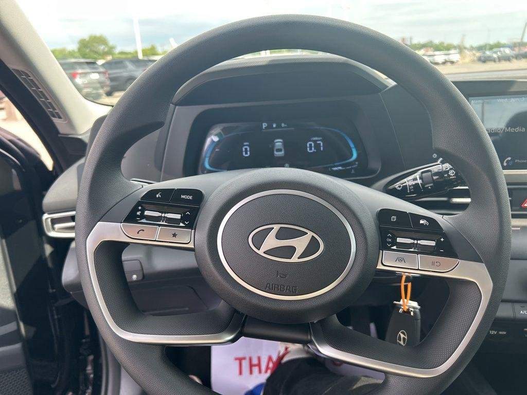 New 2026 Black Hyundai SE image 17