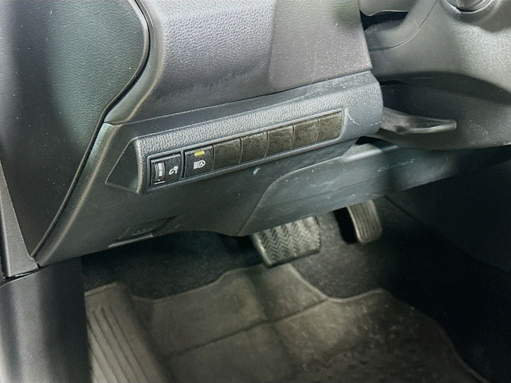 Used 2024 Underground Toyota LE image 10