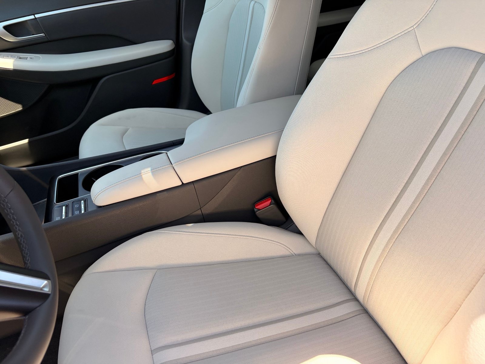 2026 Hyundai Sonata SEL - Photo 15
