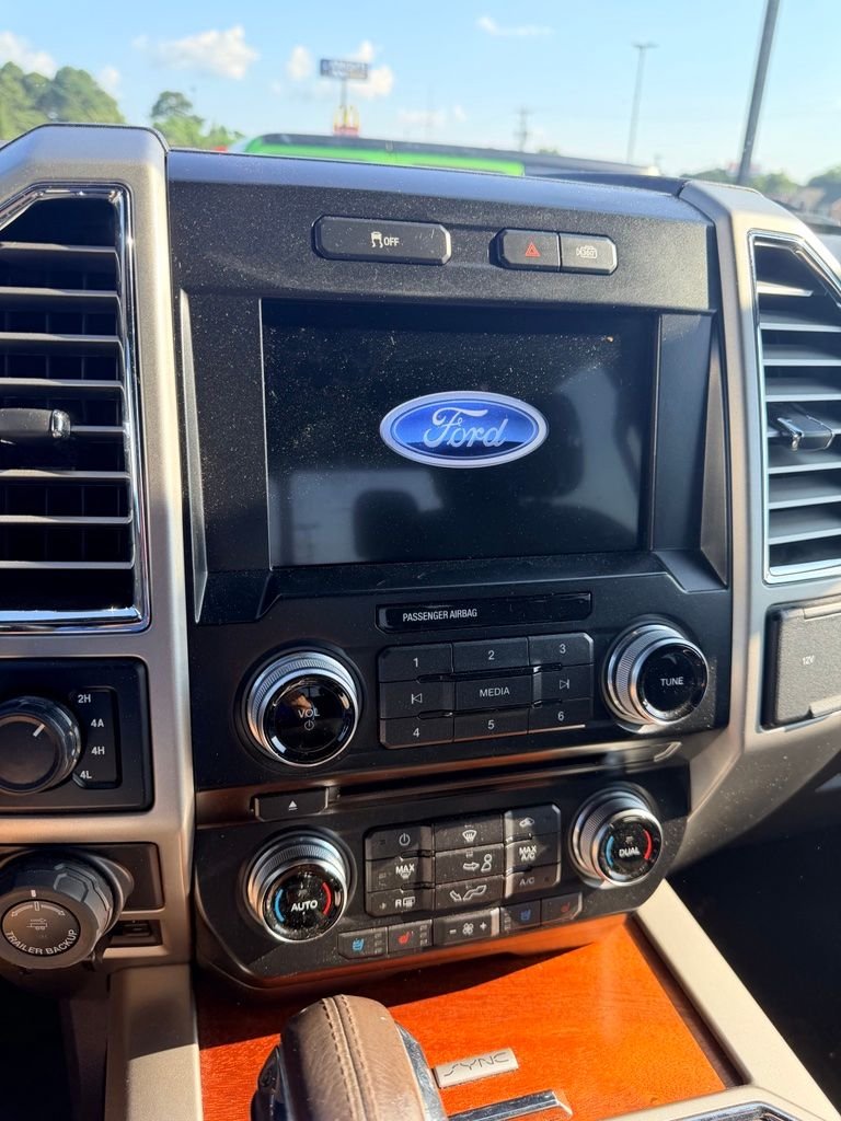 Used 2016 Caribou Metallic Ford King Ranch image 10