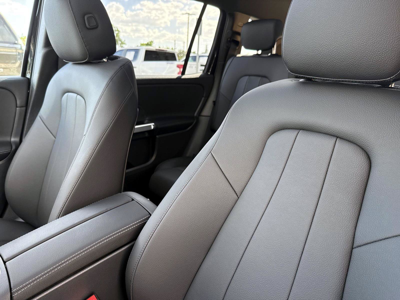 New 2026 Black Mercedes-Benz 250 SUV image 22