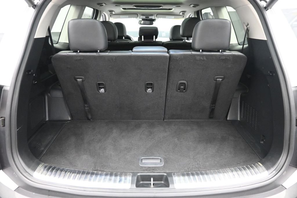 Used 2021 White Kia SX image 12