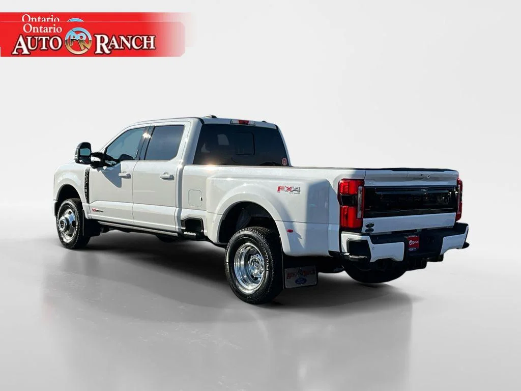 New 2026 Star White Metallic Tri-Coat Ford F-350® Platinum® image 3