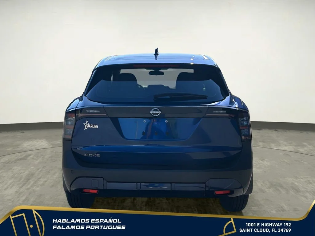 Used 2025 Blue Nissan S FWD image 5