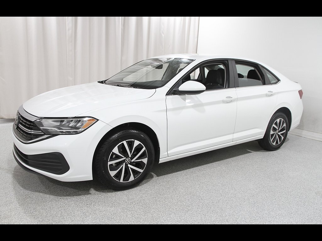Used 2024 Pure White Volkswagen S image 3