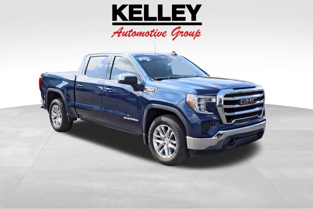 Used 2020 Blue GMC SLE image 1