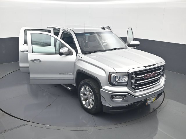 Used 2018 QUICKSILVER METALLIC GMC SLT image 29