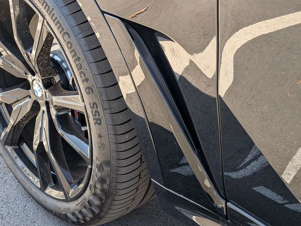 New 2026 Black BMW xDrive40i image 31