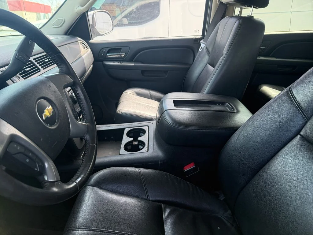 Used 2013 White Chevrolet LTZ image 7