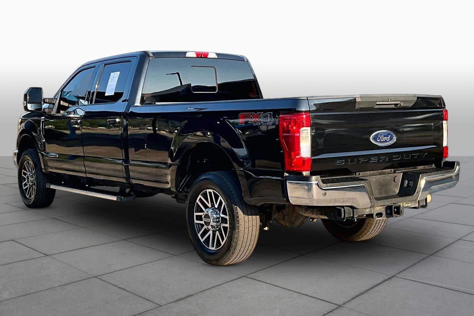 Used 2019 Agate Black Ford LARIAT image 12