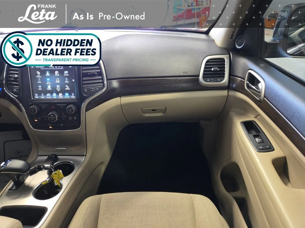 Used 2014 Black Jeep Laredo image 17