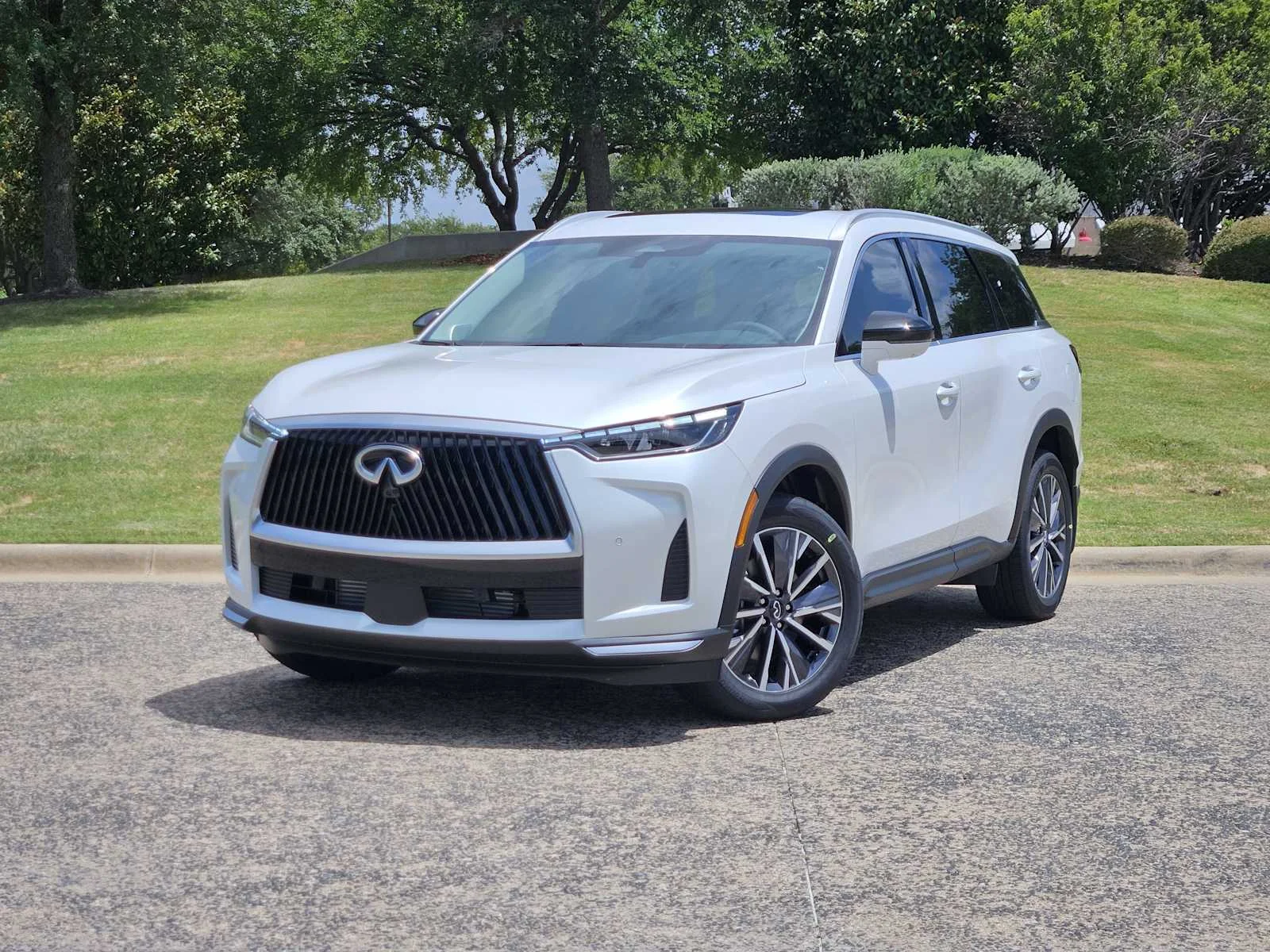 2027 INFINITI QX60 Luxe AWD