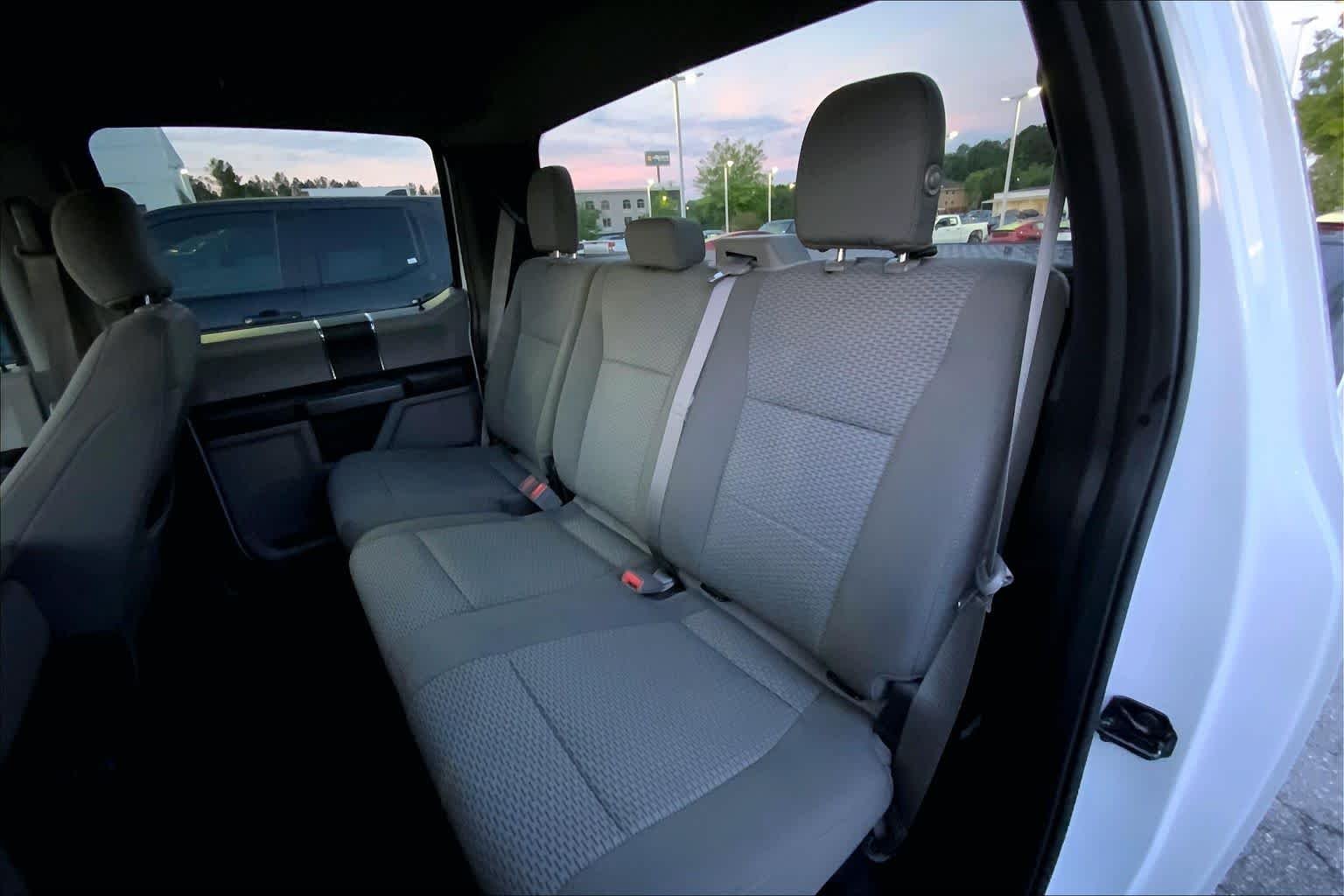 Used 2018 Oxford White Ford XLT image 20