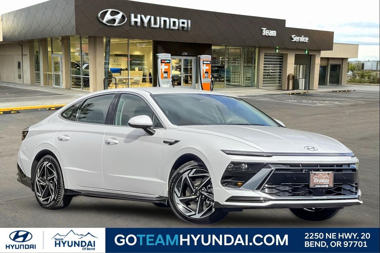 2026 Hyundai Sonata SEL AWD's photo