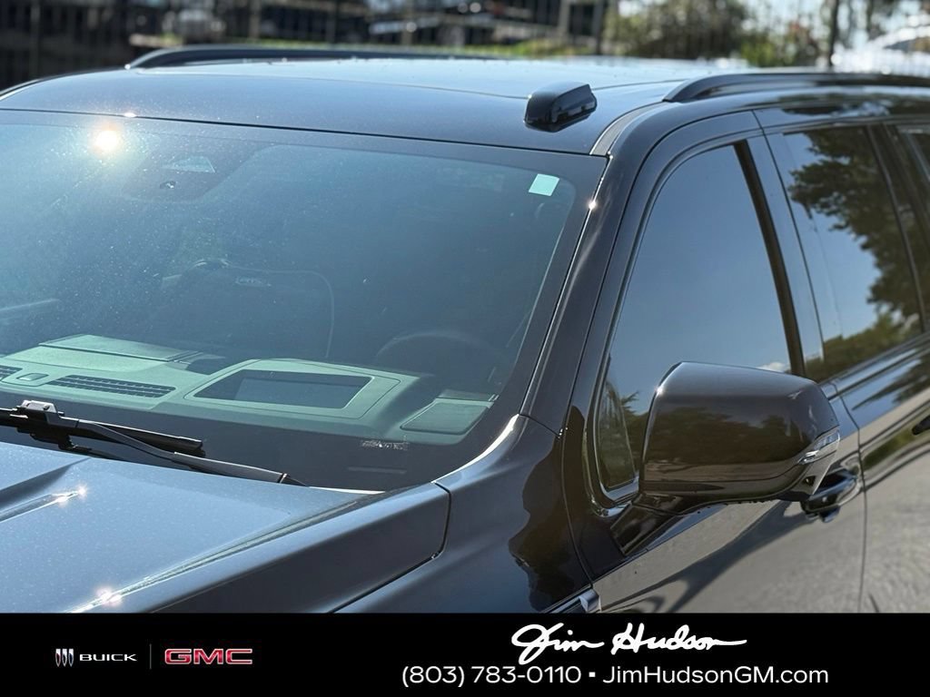 Certified Used 2025 Onyx Black GMC AT4 Ultimate image 12