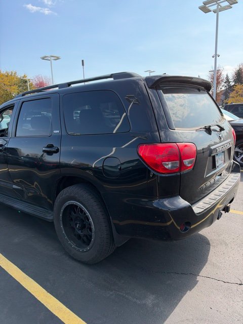 Used 2016 Black Toyota SR5 image 5