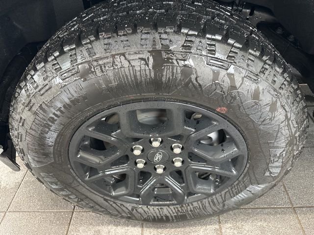 New 2026 Avalanche Ford XLT image 6